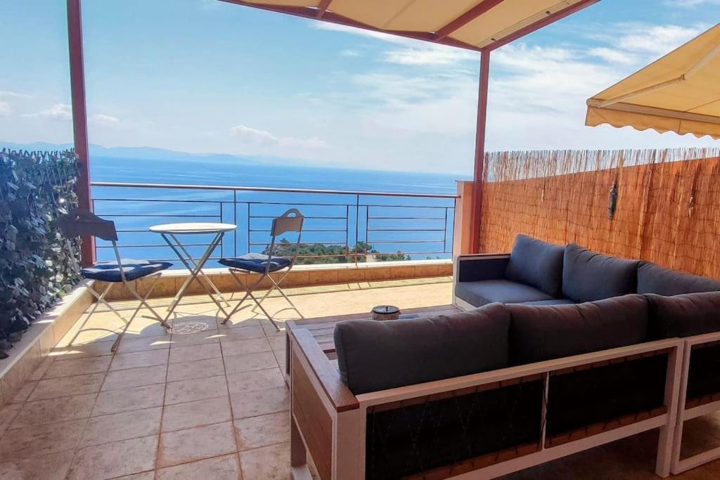 Simply Meraki Gytheian Apt With Panoramic Sea View Gythio Exterior photo